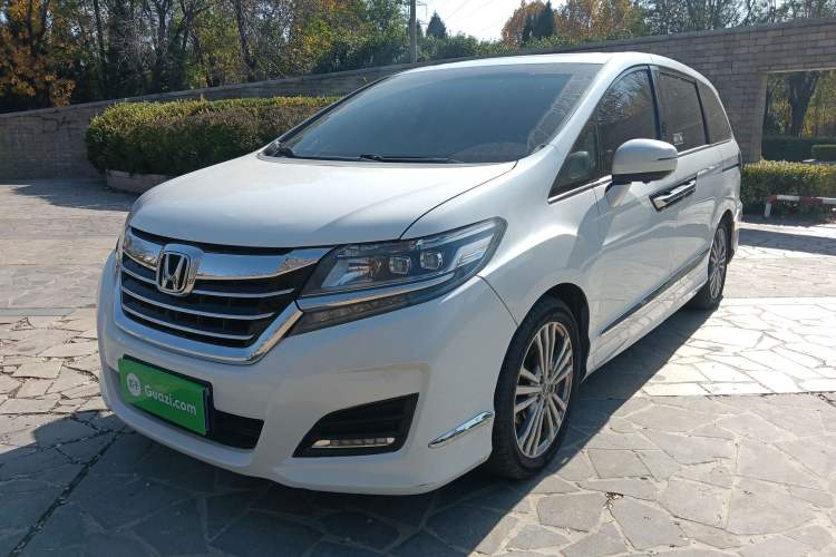 Used Honda Elysion 2016 2.4L Style Edition
