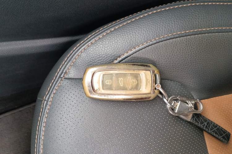 Used Geely Auto Vision X6 2018 1.4T CVT 4G Connected Luxury Version
