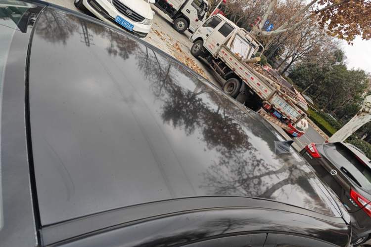 Used SOL E10X 2021 302 km Range Fashion Edition 31.4 kWh