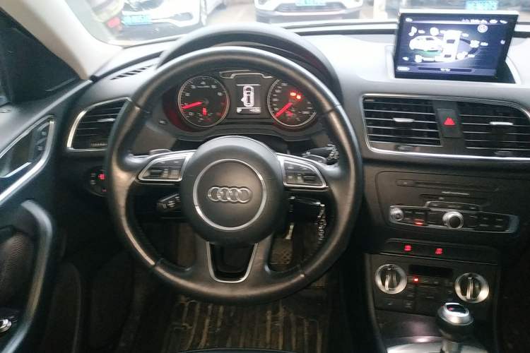 Used Audi Q3 2013 35 TFSI Comfort Model
