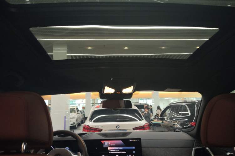 Used BMW X7 2023 xDrive40i Luxury M Sport Package