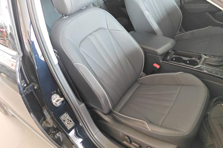 Used Volkswagen Passat 2024 330TSI Elite Edition
