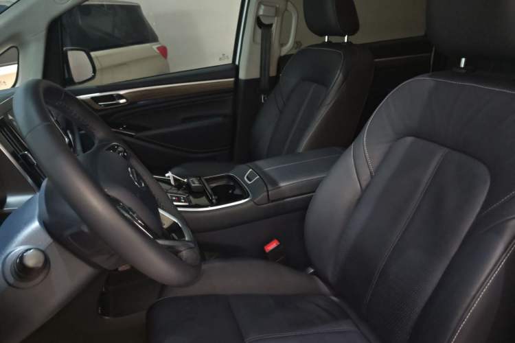 Used GAC Trumpchi M8 2023 Lingxiu Series 390T Prestige Edition
