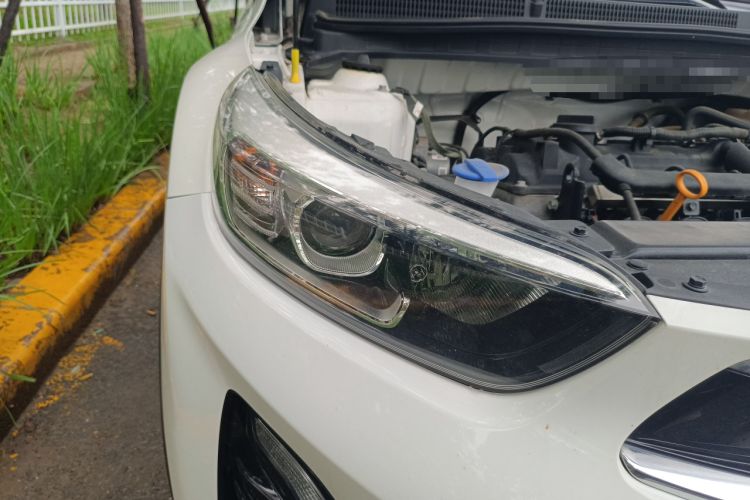 Used Kia Stonic 2021 1.4L CVT Fun & Sunroof Model
