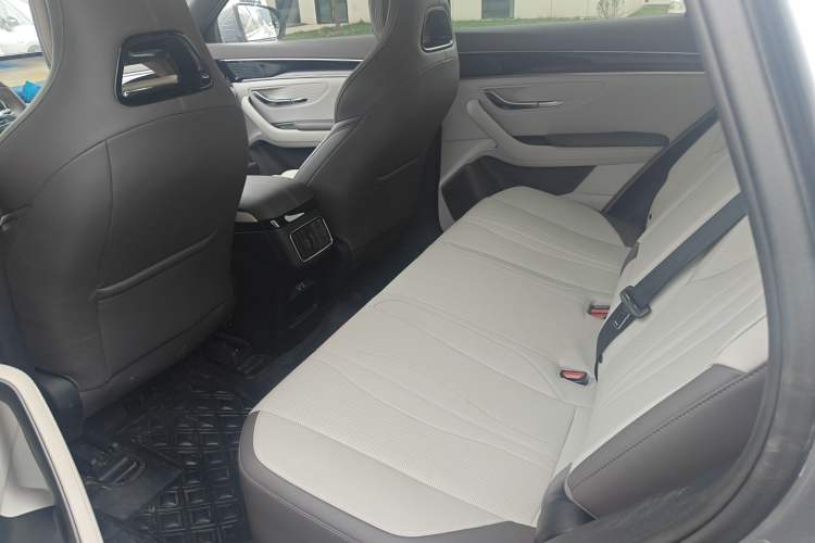 Used BYD Song PLUS New Energy 2025 EV Intelligent Driving Version 520km Premium Model
