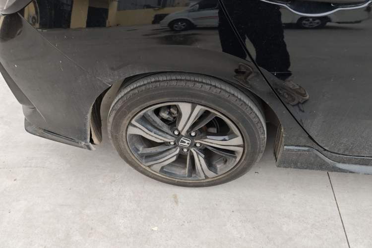 Used Honda Civic 2021 HATCHBACK 220TURBO CVT Trendy Cool Edition
