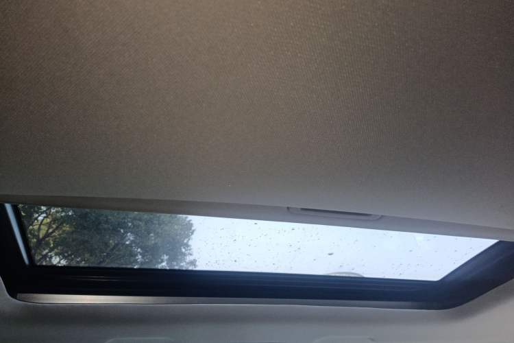 Used Honda Elysion 2015 2.4L VTi-S Prestige Edition