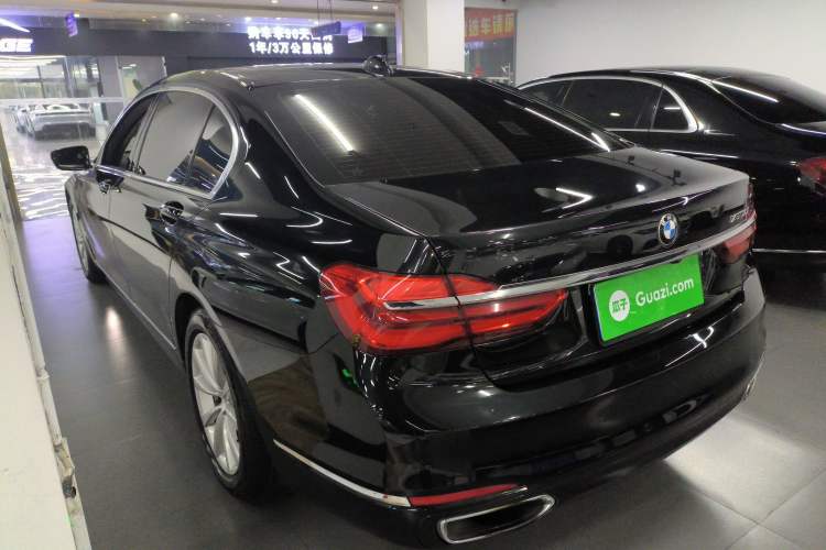 Used BMW 7 Series 2017 730Li Leading Model
