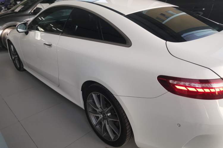 Used Mercedes-Benz E-Class 2021 E 260 Coupe
