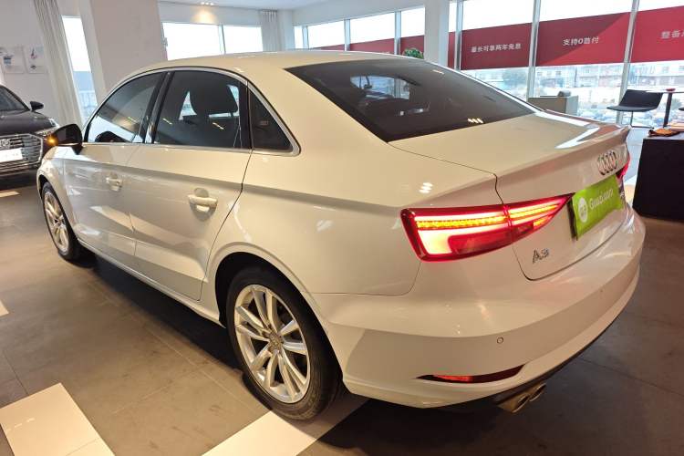 Used Audi A3 2017 Limousine 35 TFSI Ambition Edition
