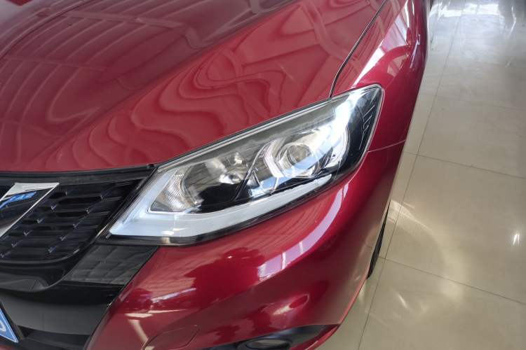 Used Nissan Tiida 2016 1.6L CVT ZhiZun Edition
