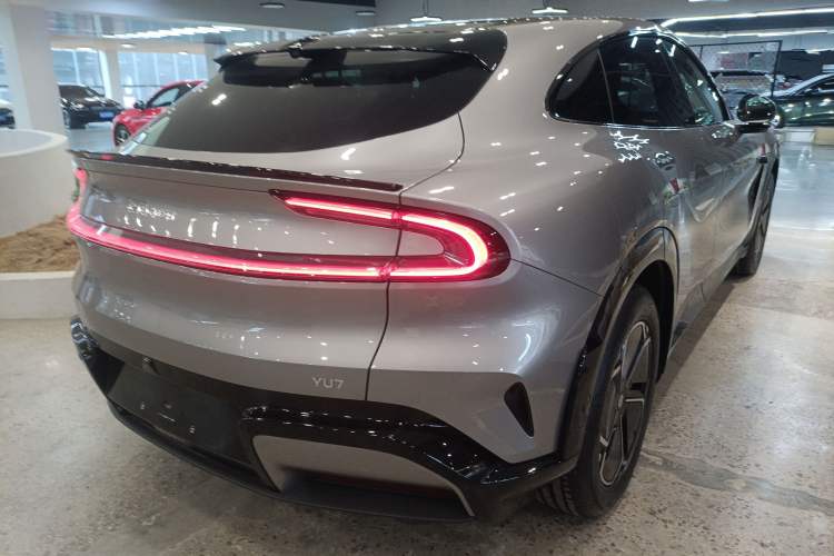 Used  YU7 2025 Ultra-Long Range Rear-Wheel Drive Version
