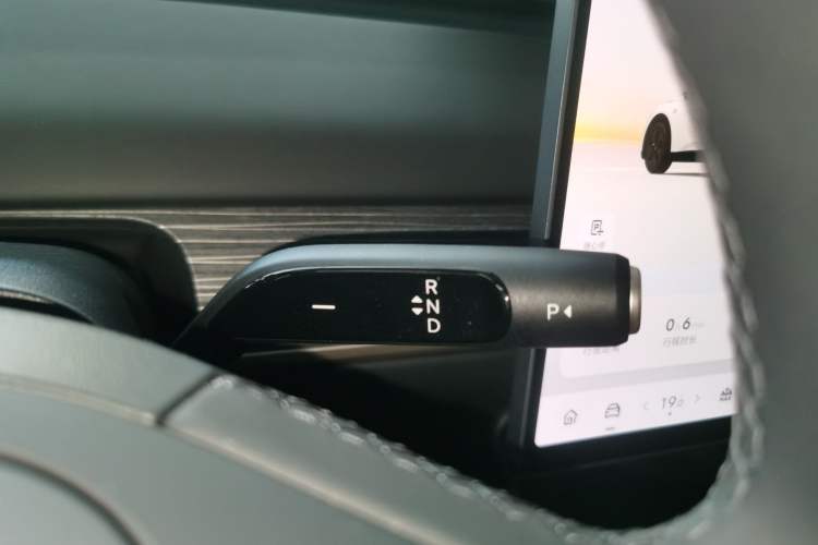 Used ONVO L60 2024 60 kWh Rear-Drive Version
