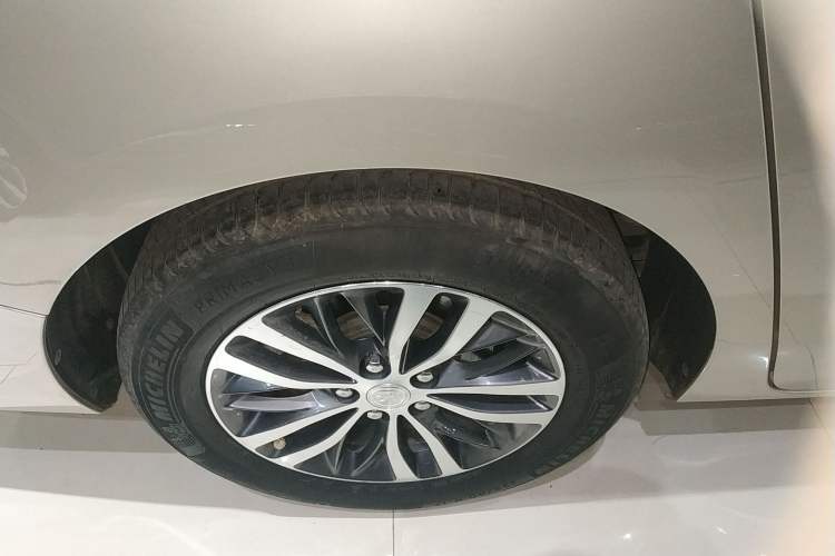 Used Buick GL8 2020 ES Land Cruiser 653T Comfort Edition