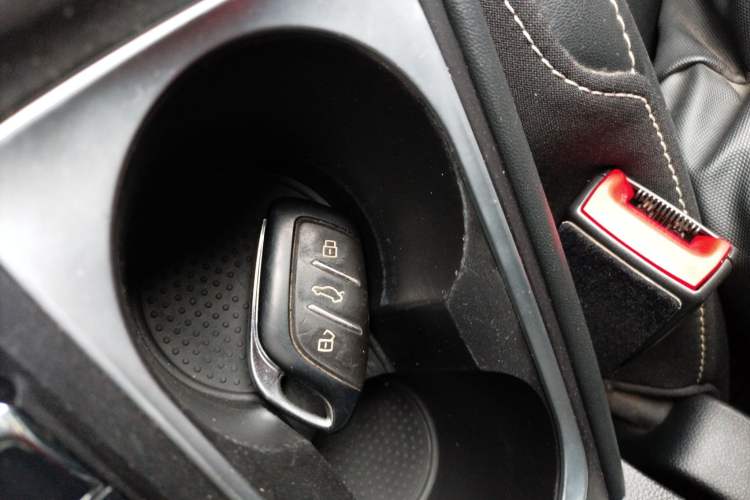 Used Roewe i5 2020 1.5L Automatic 4G Connect Luxury Flagship Edition