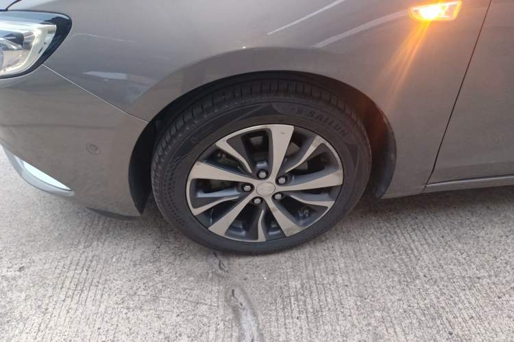 Used Buick Excelle GX 2018 18T Automatic Elite Model
