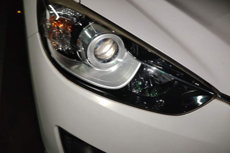 Used Mazda CX-5 2013 2.5L Automatic 4x4 Luxury Version
