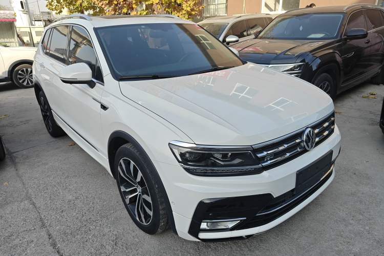 Used Volkswagen Tiguan L 2019 Restyled 330TSI Automatic Two-Wheel Drive R-Line Flagship Version China VI Standard