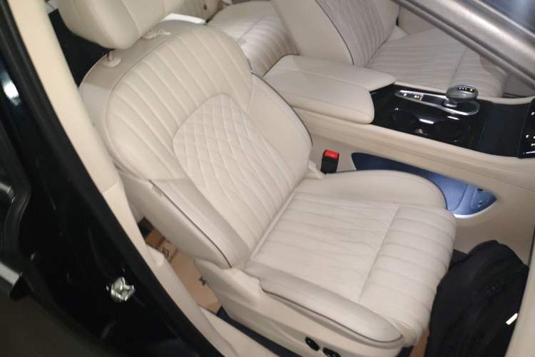 Used VOYAH Dream 2022 Low-Carbon Edition Dream+ Smart Enjoyment Package
