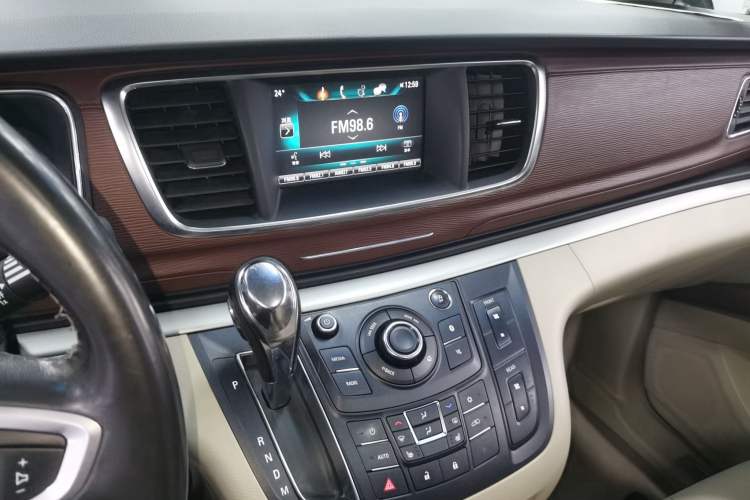 Used Buick GL8 2017 25S Prestige Version China V Standard
