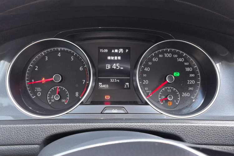 Used Volkswagen Golf 2020 200TSI DSG Comfortable and Ambitious Edition
