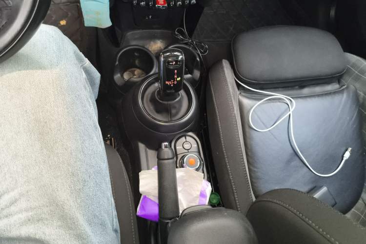 Used  MINI 2018 1.5T COOPER Classic Edition
