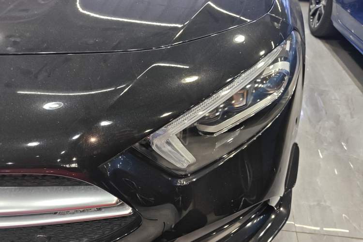 Used Mercedes-Benz A-AMG 2019 AMG A 35 L 4MATIC
