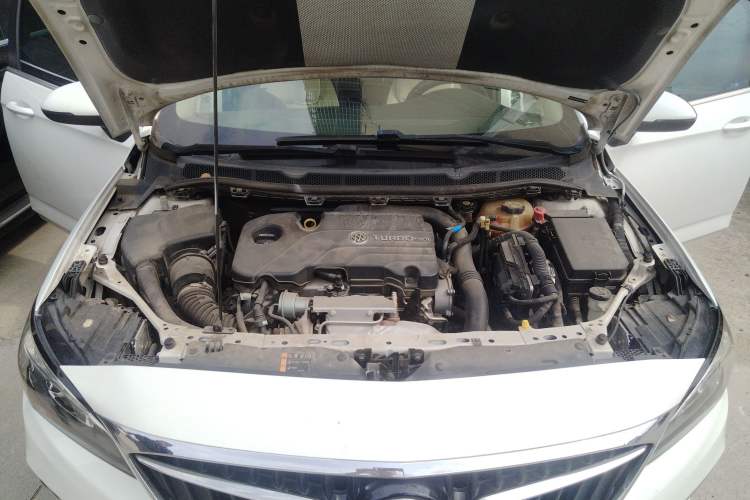 Used Buick Verano 2018 Sedan 20T Dual-Clutch Leading Model
