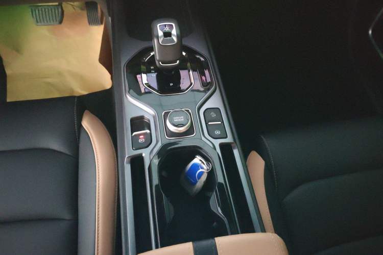 Used Geely Auto icon 2023 1.5TD Chocolate Smoothie Edition
