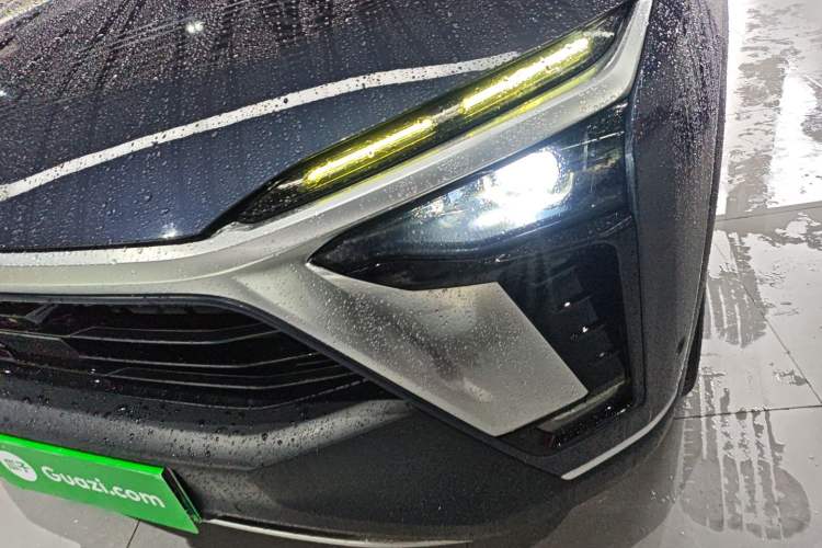 TDK.VehicleDetails.img