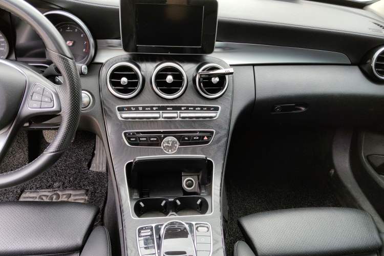 Used Mercedes-Benz C-Class 2016 C 180 L Sport Edition
