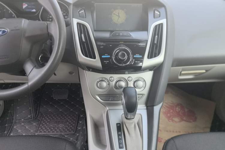 Used Ford Focus 2012 Sedan 1.6L Automatic Comfort Model
