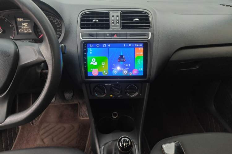 Used Volkswagen Polo 2016 1.4L Manual Fashion Model
