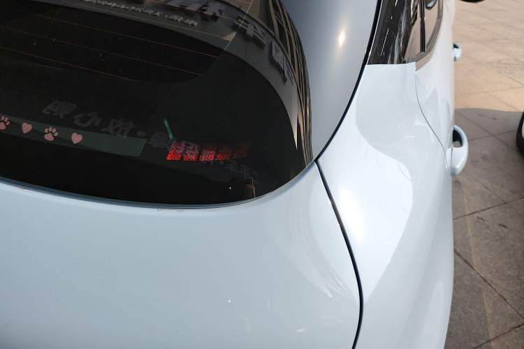 Used ORA Good Cat 2023 401 km Standard Range Luxury Version Lithium Iron Phosphate