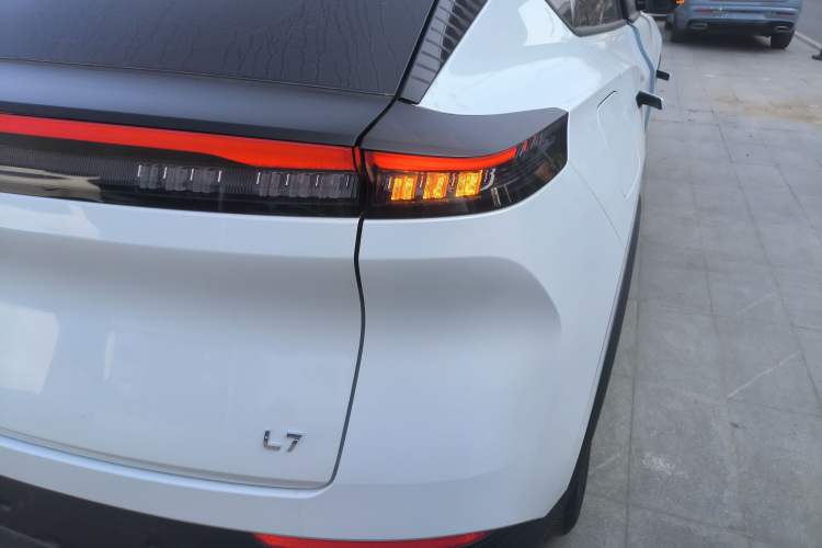 Used Dongfeng Aeolus L7 New Energy 2025 518 Comfort Edition