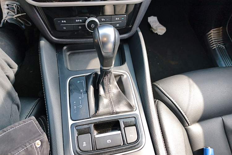 Used BYD Song MAX 2017 1.5T Automatic Smart Connect Elite 7-Seater