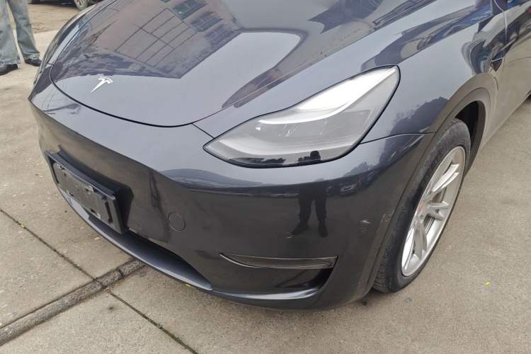 Used Tesla Model Y 2021 Long-Range All-Wheel-Drive Version