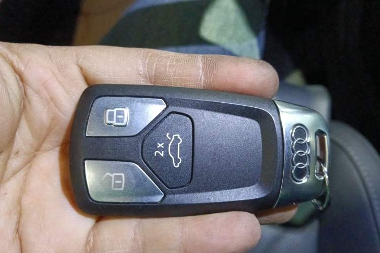 Used Audi A4L 2020 40 TFSI Fashion Dynamic Model
