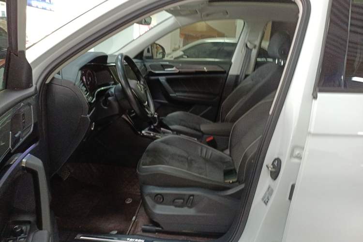 Used Volkswagen Tayron 2020 330TSI Two-Wheel Drive Luxury Connected Pro Edition