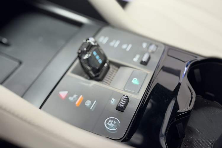 Used BYD Song PLUS New Energy 2024 Honor Edition EV 520km Flagship Model
