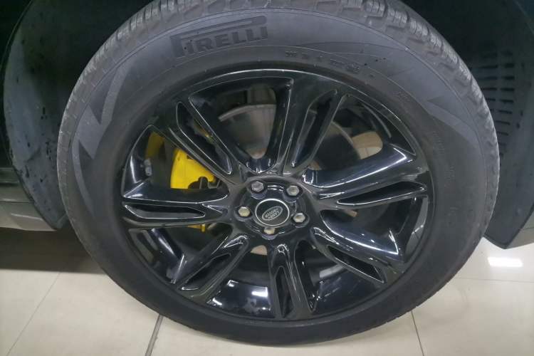 Used Land Rover Range Rover Velar 2023 250 PS Ebony Black Limited Edition
