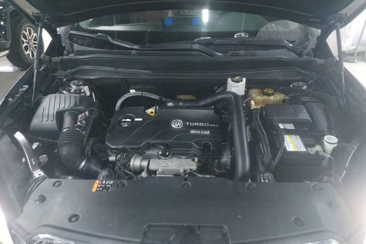 Used Buick Envision 2017 20T Two-Wheel Drive Luxury Model
