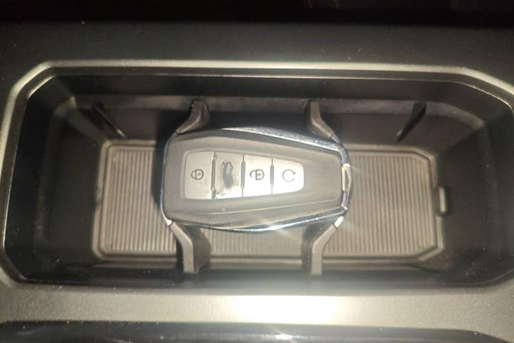 Used Geely Auto Haoyue L 2023 2.0T DCT Prestige Edition
