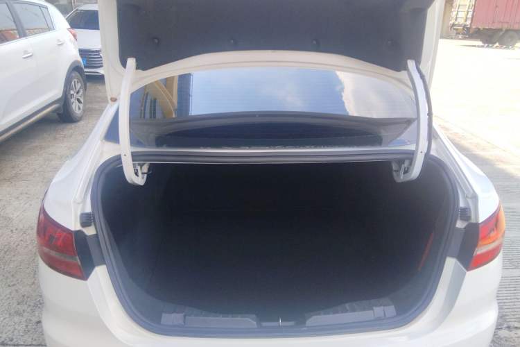 Used Ford Escort 2019 Revised Version 1.5L Automatic Enjoyment Type China VI Standard