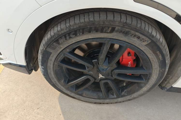 Used VOYAH FREE 2025 318 318 km Rear-Drive Touring Edition
