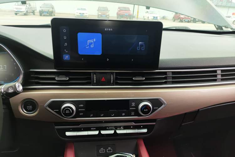 Used JETOUR X70 2023 1.5T DCT Beyond PRO+ Edition 5-Seater