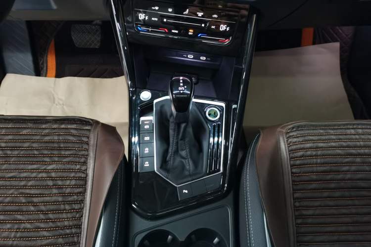 Used Volkswagen Tayron 2023 280TSI Two-Wheel-Drive Luxury Plus Advanced Version
