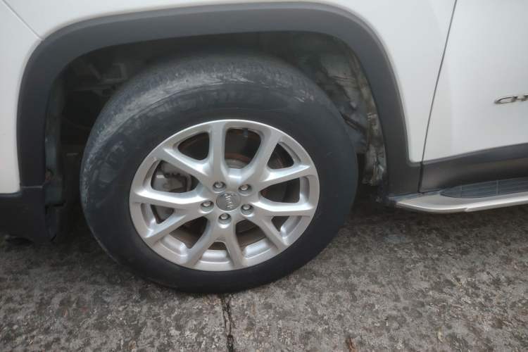 Used  Cherokee 2017 2.4L Leading Edition
