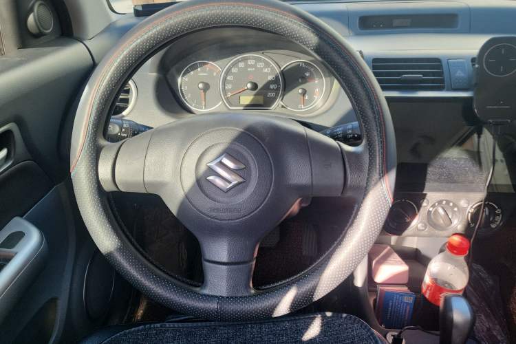 Used Suzuki Swift 2014 1.5L Automatic Fashion Edition
