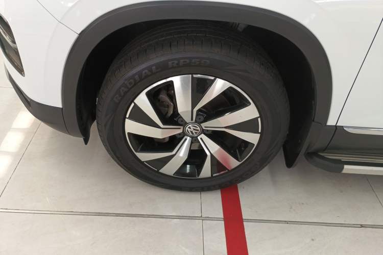 Used Volkswagen Tayron 2019 330TSI Two-Wheel Drive Luxury Model China VI Standard